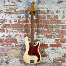Load image into Gallery viewer, Fender Precision Bass '62 Reissue PB62 1992 Vintage White MIJ FujiGen