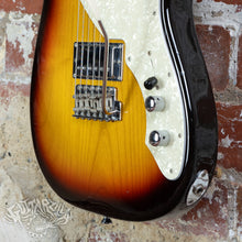 Load image into Gallery viewer, Fender J-Craft Strat ST-75SH 2006 Sunburst CIJ Japan