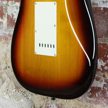 Load image into Gallery viewer, Fender J-Craft Strat ST-75SH 2006 Sunburst CIJ Japan
