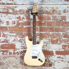 Load image into Gallery viewer, Fender Stratocaster Traditional II 70's Stratocaster FSR Kurosawa 2023 Vintage White MIJ Japan