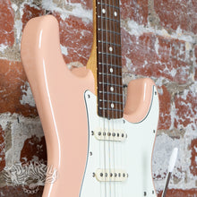Load image into Gallery viewer, Fender Hybrid 60's Stratocaster 2017 Flamingo Pink MIJ Japan