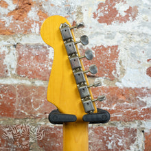 Load image into Gallery viewer, Fender Stratocaster '62 Reissue ST62-US 2004 Vintage White CIJ Japan Tokai Built