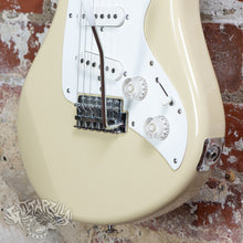 Load image into Gallery viewer, Yamaha SS-300 Samurai 1980's Vintage White MIJ Japan