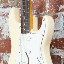 Load image into Gallery viewer, Fender Stratocaster '62 Reissue ST62-770LS 1989 Olympic White Lace Sensor Active MIJ Japan FujiGen
