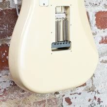Load image into Gallery viewer, Fender Stratocaster '62 Reissue ST62-770LS 1989 Olympic White Lace Sensor Active MIJ Japan FujiGen