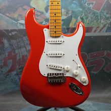 Load image into Gallery viewer, Fender Stratocaster '57 Reissue ST57-US 2006 Fiesta Red CIJ Japan