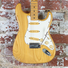 Load image into Gallery viewer, Fender Stratocaster '72 Reissue ST72-75 1992 Natural MIJ Japan