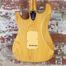 Load image into Gallery viewer, Fender Stratocaster '72 Reissue ST72-75 1992 Natural MIJ Japan