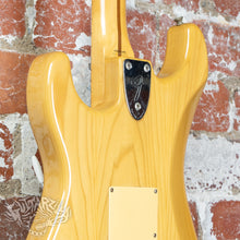Load image into Gallery viewer, Fender Stratocaster '72 Reissue ST72-75 1992 Natural MIJ Japan