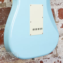 Load image into Gallery viewer, Fender Stratocaster '62 Reissue ST62 TX Texas Special 1999 Sonic Blue CIJ Japan