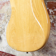 Load image into Gallery viewer, Fender Jazz Bass '75 Reissue JB75-90 1996 Natural CIJ Japan