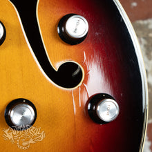 Load image into Gallery viewer, Yamaha AE-11 Jazz Box Single Cut 1970's Sunburst MIJ Japan