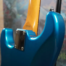 Load image into Gallery viewer, Fender Stratocaster XII 1987 Lake Placid Blue CIJ Japan Rare Colour