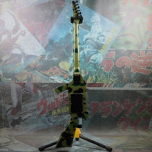 Load image into Gallery viewer, Hondo M-16 Machine Gun Guitar 1980's Camo