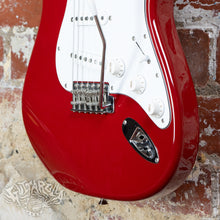 Load image into Gallery viewer, Fender Stratocaster '62 Reissue ST62-US 2006 Torino Red CIJ Japan Tokai Built
