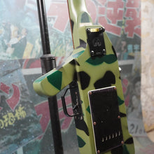 Load image into Gallery viewer, Hondo M-16 Machine Gun Guitar 1980's Camo