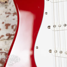 Load image into Gallery viewer, Fender Stratocaster '62 Reissue ST62-US 2006 Torino Red CIJ Japan Tokai Built