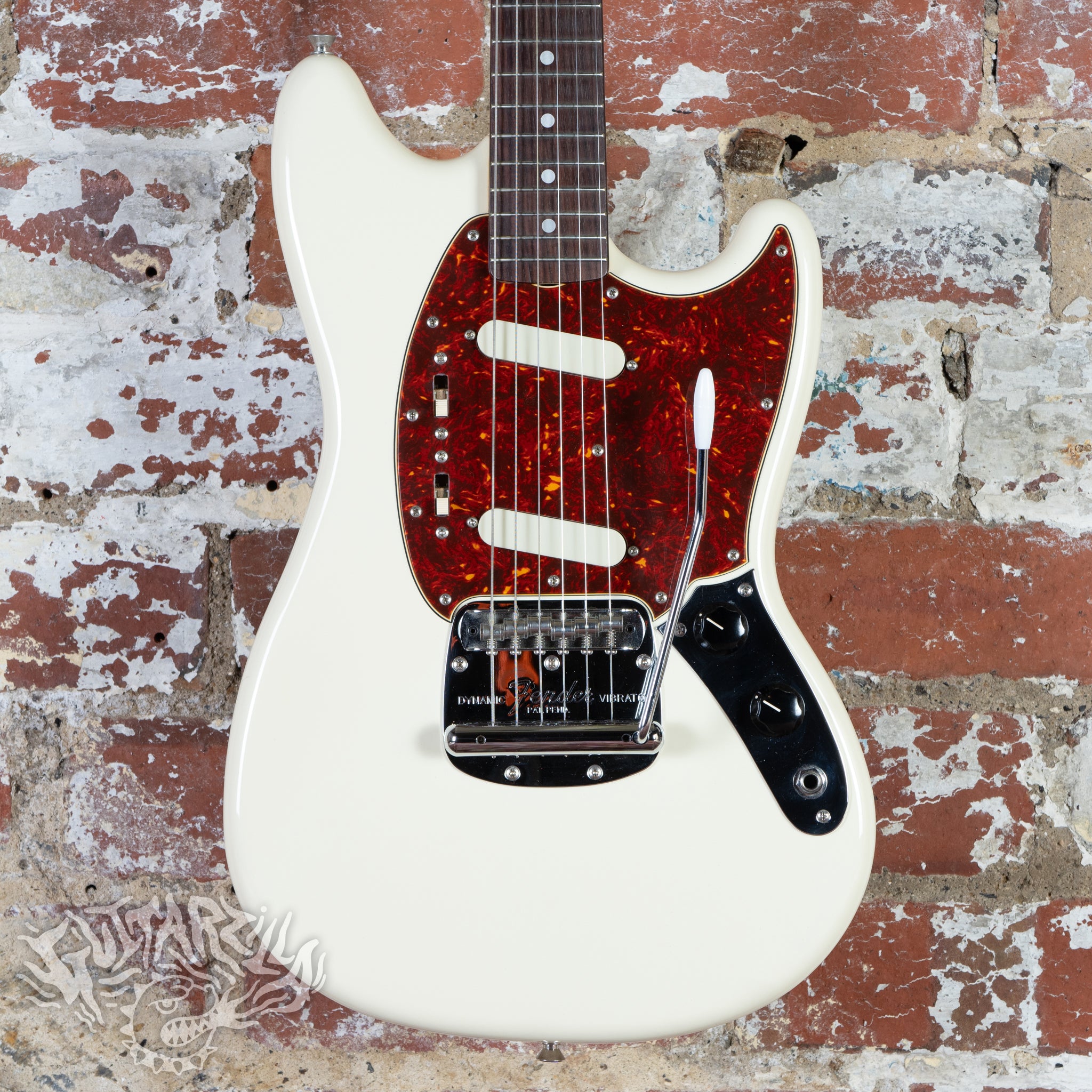 Fender Mustang '69 Reissue MG69 2014 Vintage White MIJ Japan