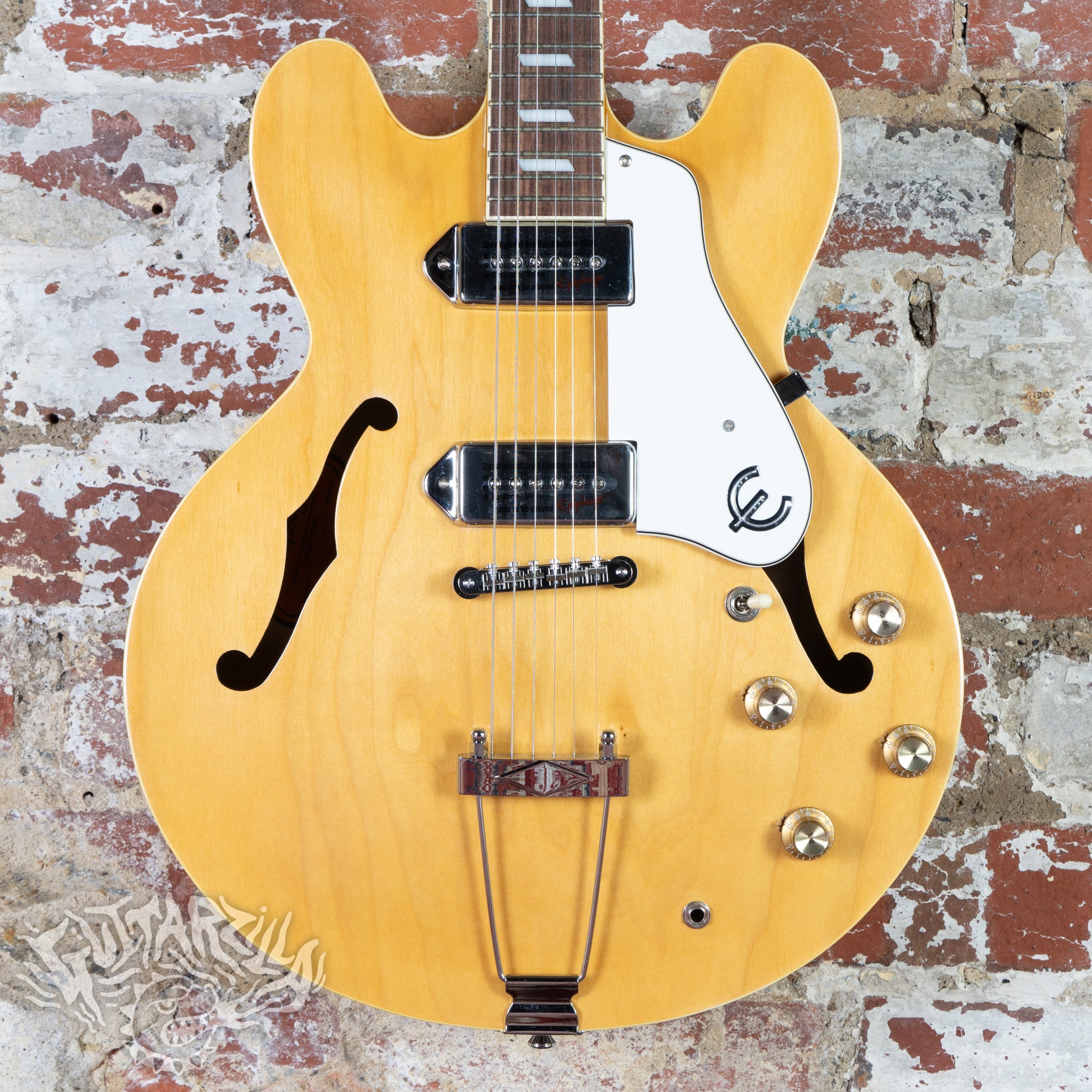 Epiphone Casino トラ目　2004 ピアレスNAT Epiphone Casino 2004 Natural Peerless MIK Korea – Guitarzilla