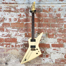 Load image into Gallery viewer, Aria Pro II ZZ Deluxe-V 1983 White With Thunderbolt MIJ Matsumoku Japan