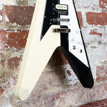 Load image into Gallery viewer, Edwards Flying V E-FV-125WB 2021 White Black Michael Schenker MIJ Japan ESP