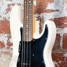 Load image into Gallery viewer, Fender Precision Bass '70 Reissue PB70 2013 Olympic White CIJ Japan