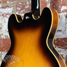Load image into Gallery viewer, Epiphone Casino 2006 Vintage Sunburst Peerless MIK Korea