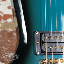 Load image into Gallery viewer, Aria Pro II ZZ Deluxe-V 1983 Blue Black Sunburst MIJ Matsumoku Japan
