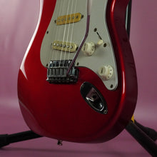 Load image into Gallery viewer, Fender Stratocaster Short Scale STS-55M Order Made 1990 Candy Apple Red MIJ Japan