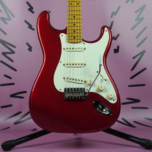 Load image into Gallery viewer, Fender Stratocaster '57 Reissue 40th Anniversary ST-57AS Foto Flame Candy Apple Red 1994 MIJ Japan
