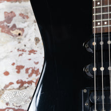 Load image into Gallery viewer, Charvel Super Dinky SDK-075-SSH 1990's Black MIJ Japan