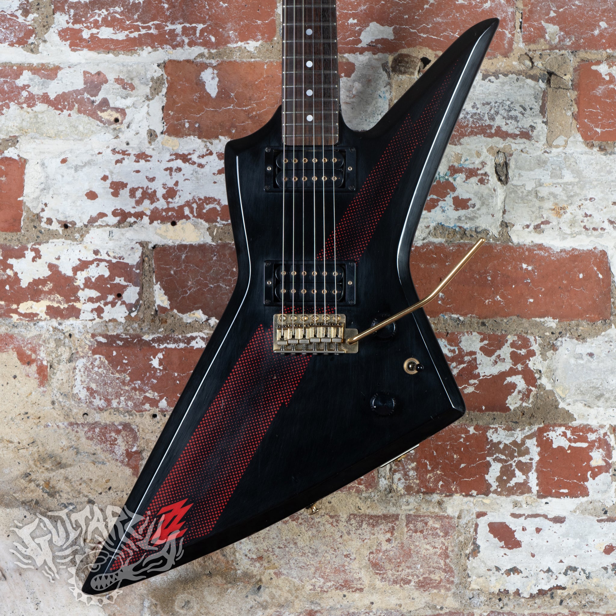 Aria Pro II ZZ Deluxe-V 1983 Black With Thunderbolt MIJ Matsumoku