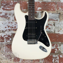 Load image into Gallery viewer, Squier Stratocaster ST-336 Medium Scale 1985 Vintage White MIJ Japan HSS