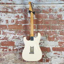 Load image into Gallery viewer, Squier Stratocaster ST-336 Medium Scale 1985 Vintage White MIJ Japan HSS