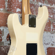 Load image into Gallery viewer, Fender Boxer Series Stratocaster SF-456 1987 Snow White MIJ Japan