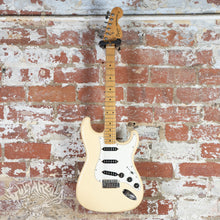 Load image into Gallery viewer, Squier Japan '72 Reissue Stratocaster CST-30 E Serial MIJ 1986 Olympic White