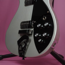 Load image into Gallery viewer, Rickenbacker 610/6 1987 Metallic Silver