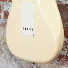 Load image into Gallery viewer, Squier Japan '72 Reissue Stratocaster CST-30 E Serial MIJ 1986 Olympic White