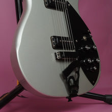 Load image into Gallery viewer, Rickenbacker 610/6 1987 Metallic Silver