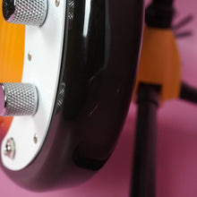 Load image into Gallery viewer, Squier Silver Series Precision Bass 1993 Sunburst MIJ FujiGen