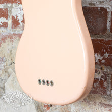 Load image into Gallery viewer, Squier Vista Series Musicmaster Bass 1997 Shell Pink