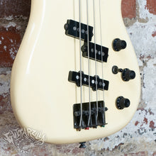 Load image into Gallery viewer, Fender Jazz Bass Special 32" Scale PJ-535 Boxer Series 1985 Snow White Japan FujiGen