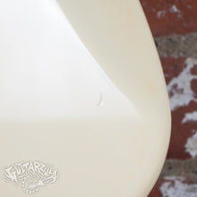 Load image into Gallery viewer, Fender Stratocaster '62 Reissue ST62-55 1986 Olympic White MIJ Japan FujiGen