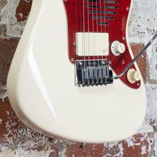 Load image into Gallery viewer, Fender JM-Champ Mini Jazzmaster 1995 Olympic White MIJ Japan FujiGen