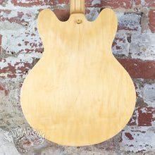 Load image into Gallery viewer, Epiphone Sheraton II 1993 Natural Samick Korea MIK