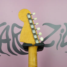 Load image into Gallery viewer, Fender Mustang '66 Reissue MG-66 Olympic White 2004 MIJ Japan