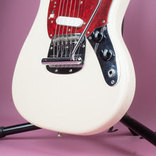 Load image into Gallery viewer, Fender Mustang '66 Reissue MG-66 Olympic White 2004 MIJ Japan