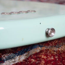 Load image into Gallery viewer, Squier Vista Series Musicmaster Bass 1997 Sonic Blue