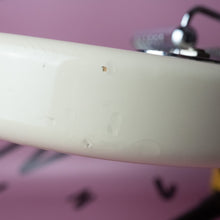 Load image into Gallery viewer, Fender Mustang '66 Reissue MG-66 Olympic White 2004 MIJ Japan