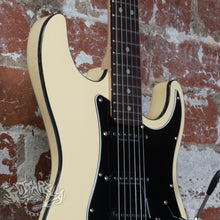 Load image into Gallery viewer, Fender Aerodyne Stratocaster Medium Scale DiMarzio Collection AST-75MDH 2006 Olympic White MIJ Japan